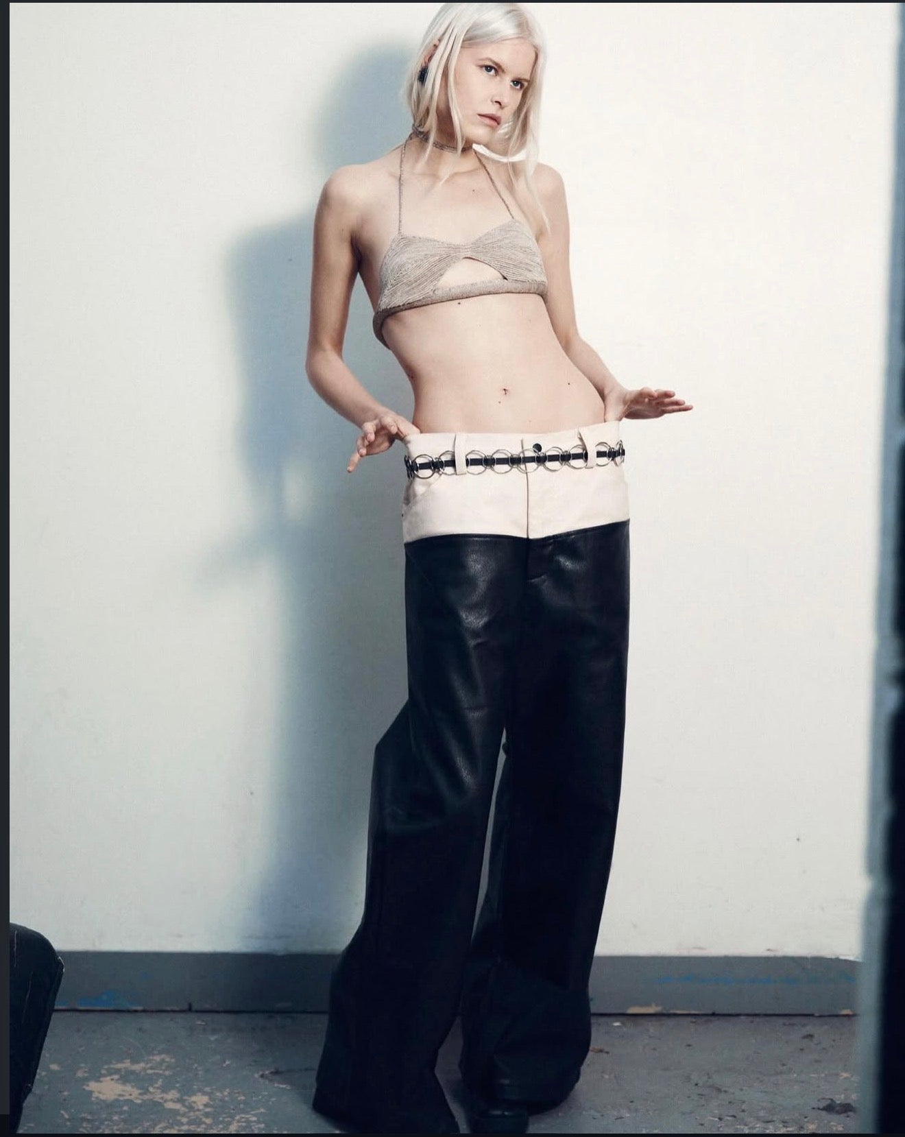 LEATHER PANTS