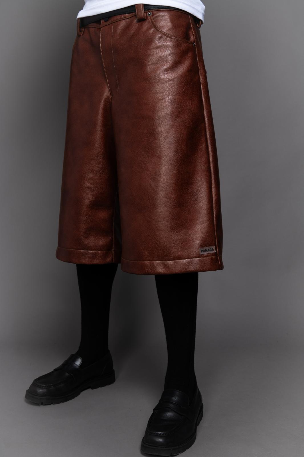 SHORT EN CUIR MARRON